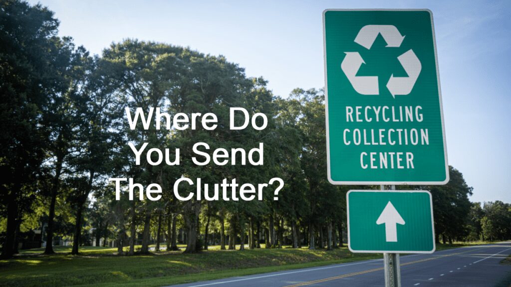 Road sign to a recycling collection center