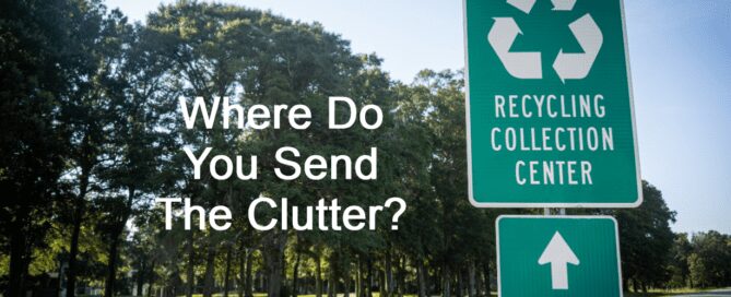 Road sign to a recycling collection center